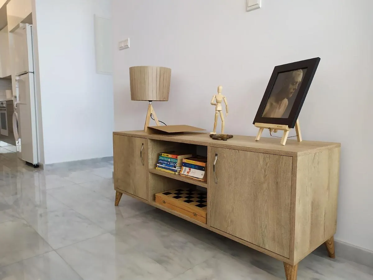 The Pearl Of Mackenzie Lifestyle - Travel & Life Apartman Lárnaka